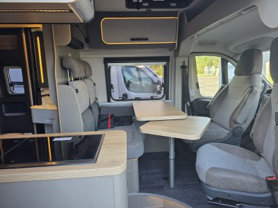 Weinsberg Cara Bus Edition Fire 600 MQ mit Aufstelldach ab 4/27